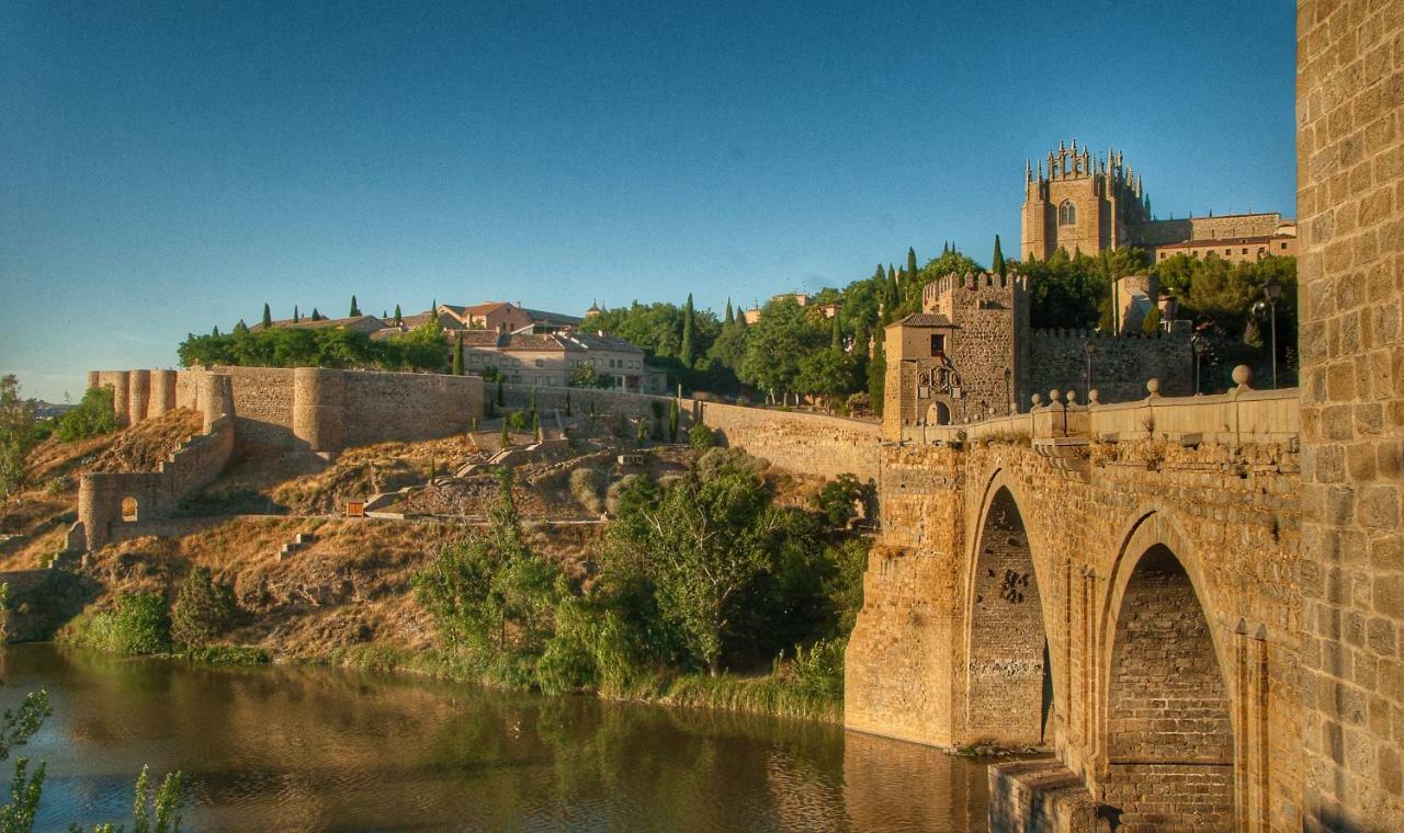 Leyenda De La Cava Apartment Toledo Luaran gambar